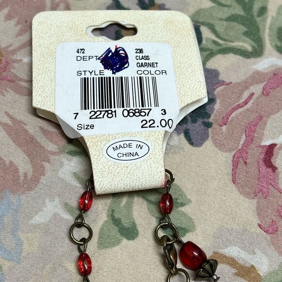 Necklace and bracelets - Picture 8 of 11